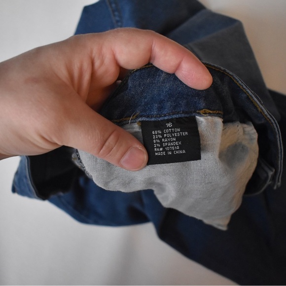 Jonathan Martin ladies blue jeans - Picture 6 of 6